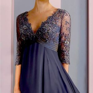 NEW A-Line Mother of the Bride Dress or Formal Wedding Guest dress. NAVY